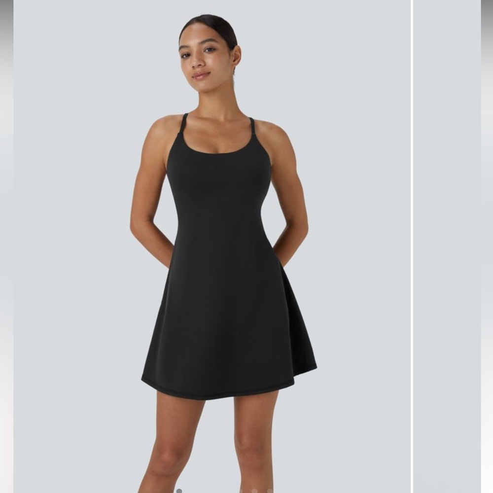 Women’s black workout dress! Size large